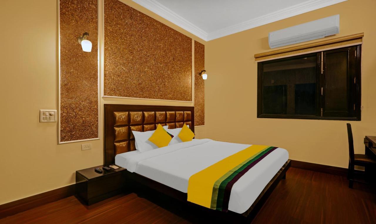 Itsy Hotels Connaught Mews Új-Delhi Kültér fotó