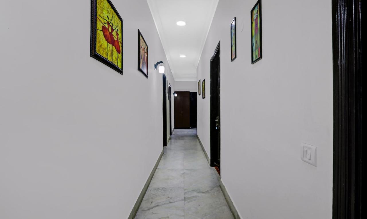 Itsy Hotels Connaught Mews Új-Delhi Kültér fotó